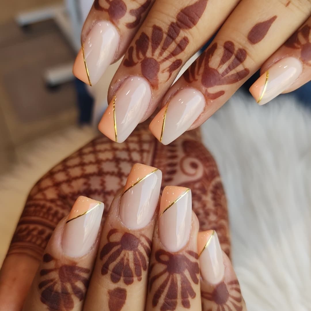 Gold Line Nude, coffin long nails
