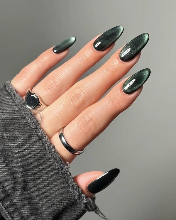 Emerald Cat Eye, one of Kavya's sets